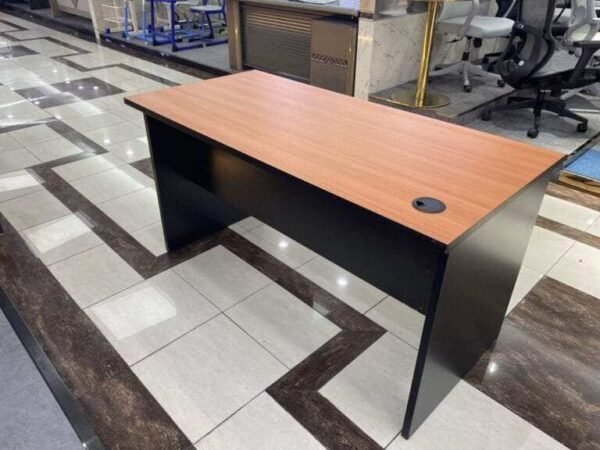 Table bureau accueil ou personnel KT001