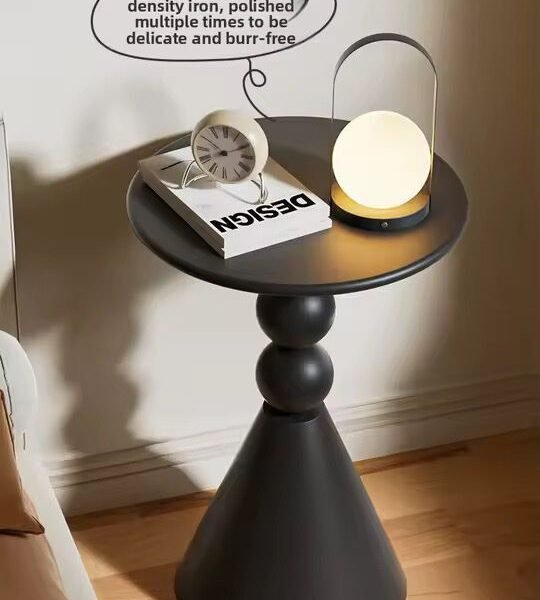 Table d’Appoint Noir en Fer