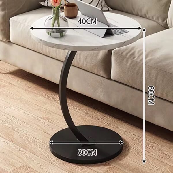 Table d’Appoint en Bois Blanche
